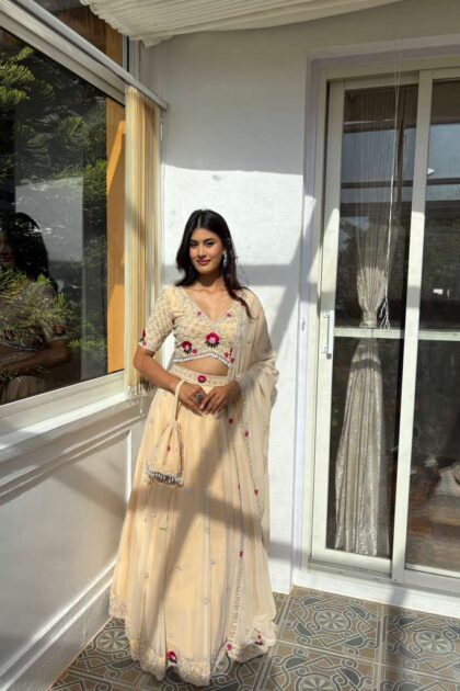 The Purnika lehenga